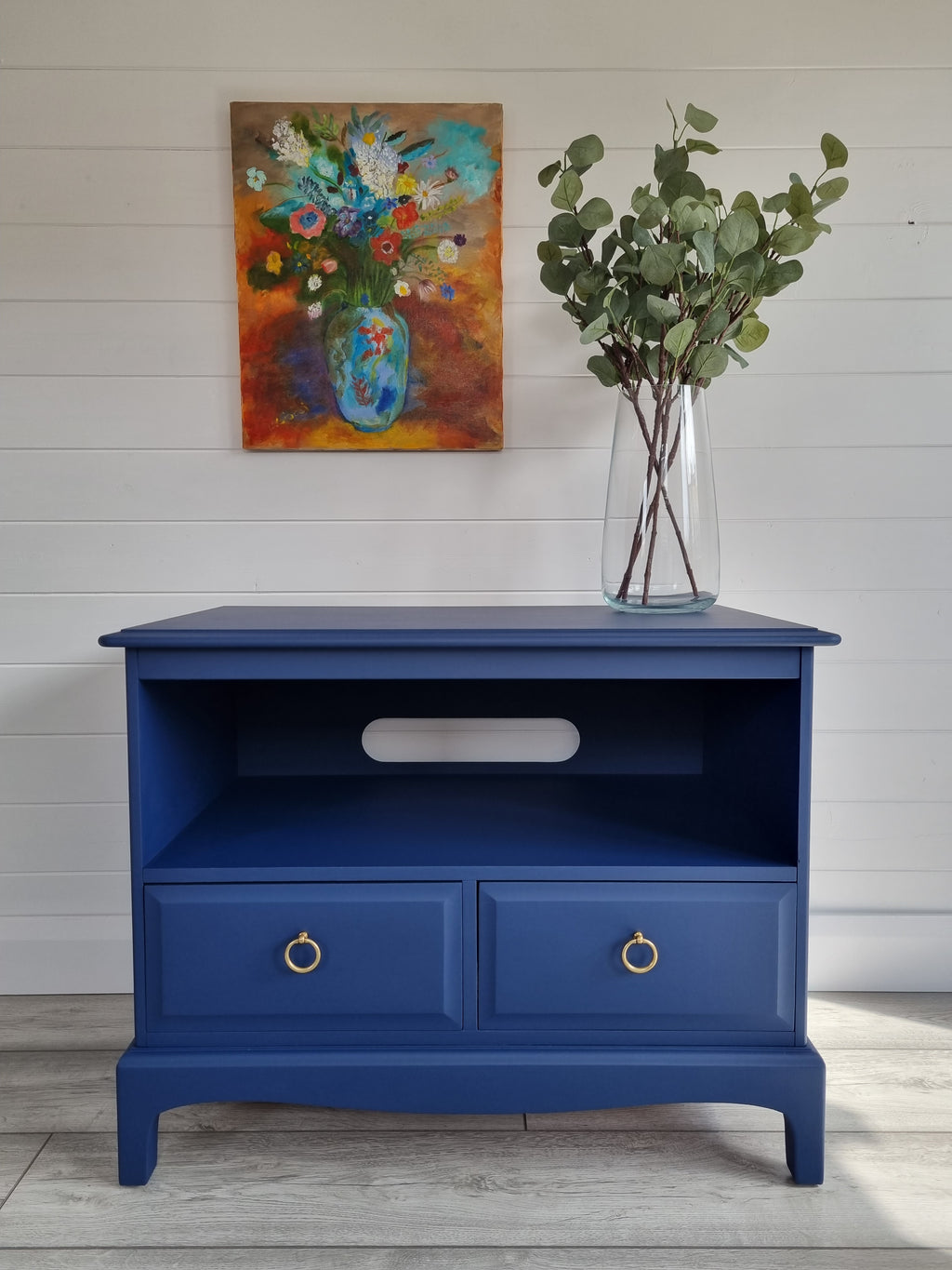 Stag Minstrel entertainment cabinet