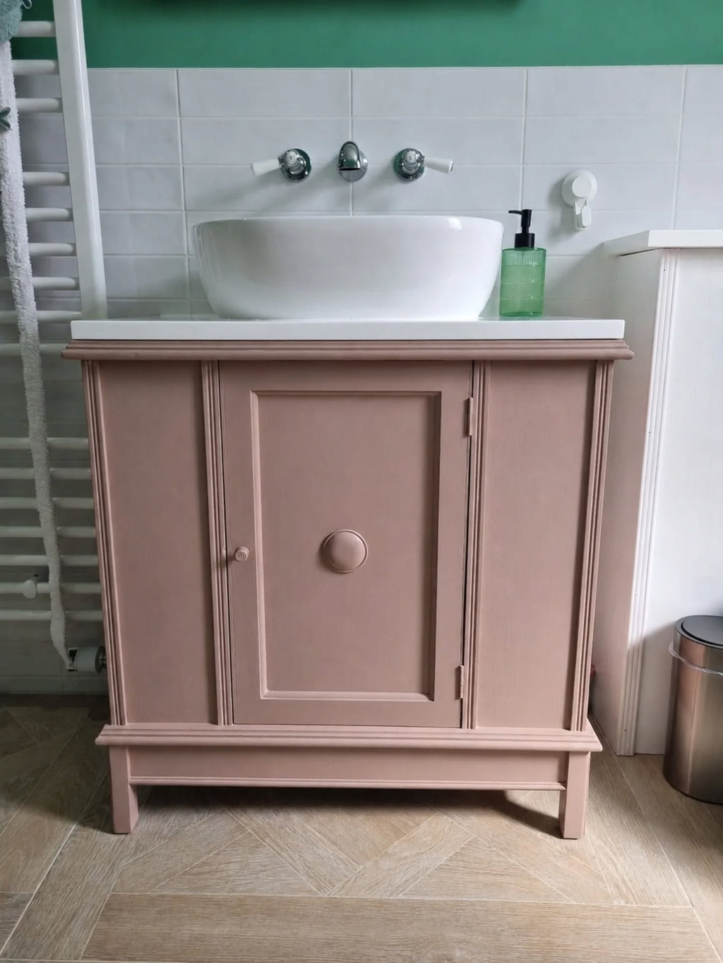 Edwardian wash basin for family bathroom