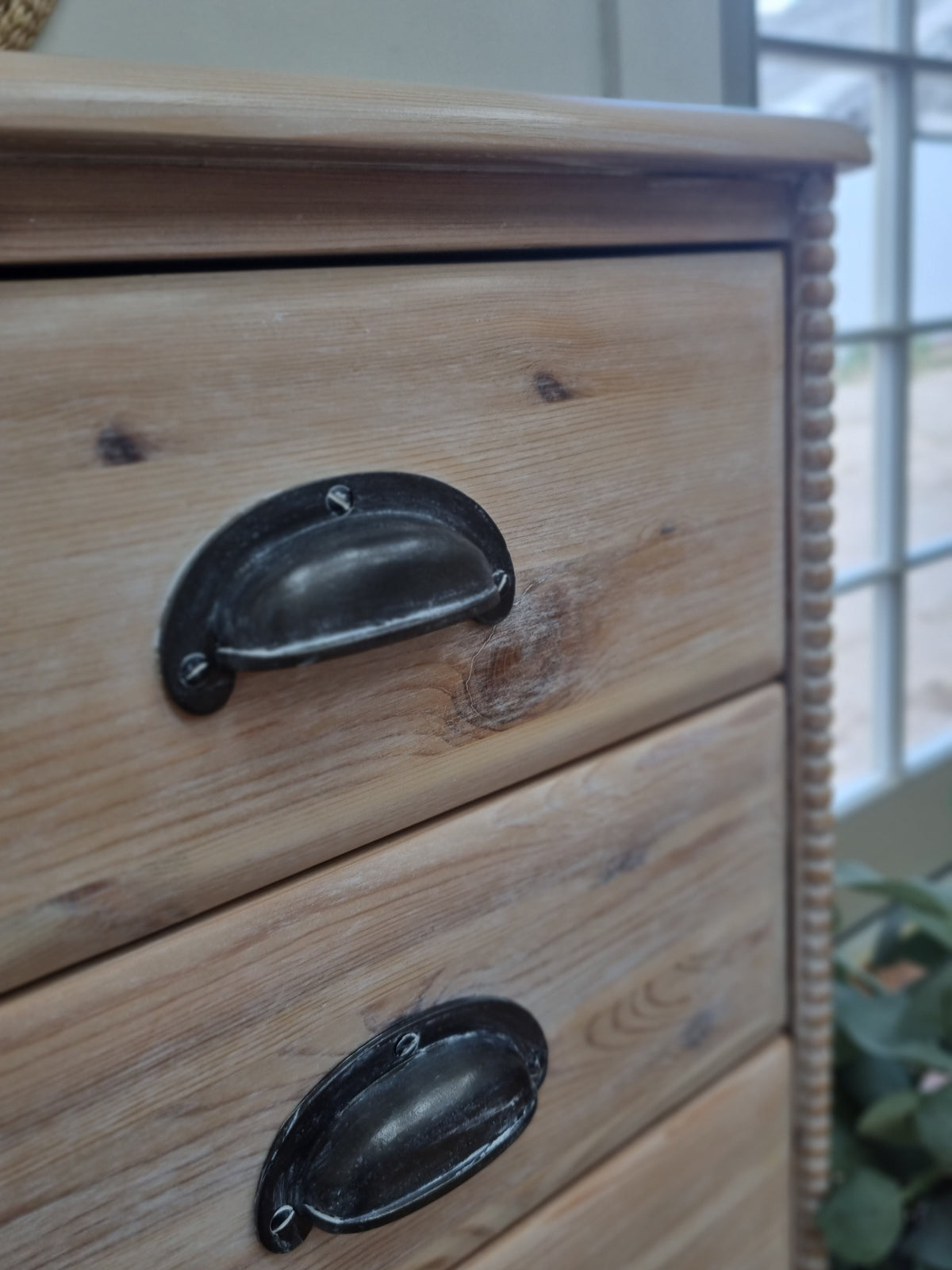 Rustic pine chest of drawers with bobbin detailing